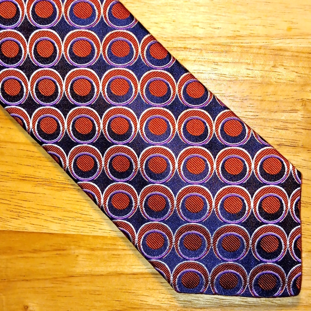 DION Signature necktie